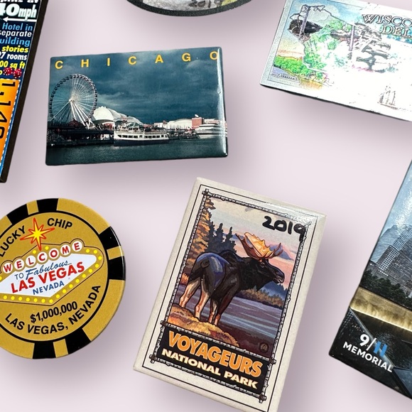 Lot Of 14 Travel Souvenir Refrigerator Magnets Las Vegas Crab Bird Etc - Picture 7 of 13